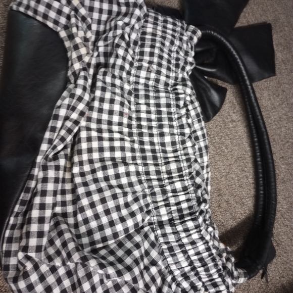 Purse - Picture 2 of 4